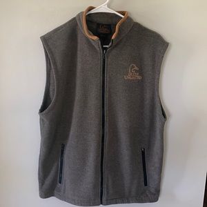 Ducks Unlimited zippered Vest Sz L